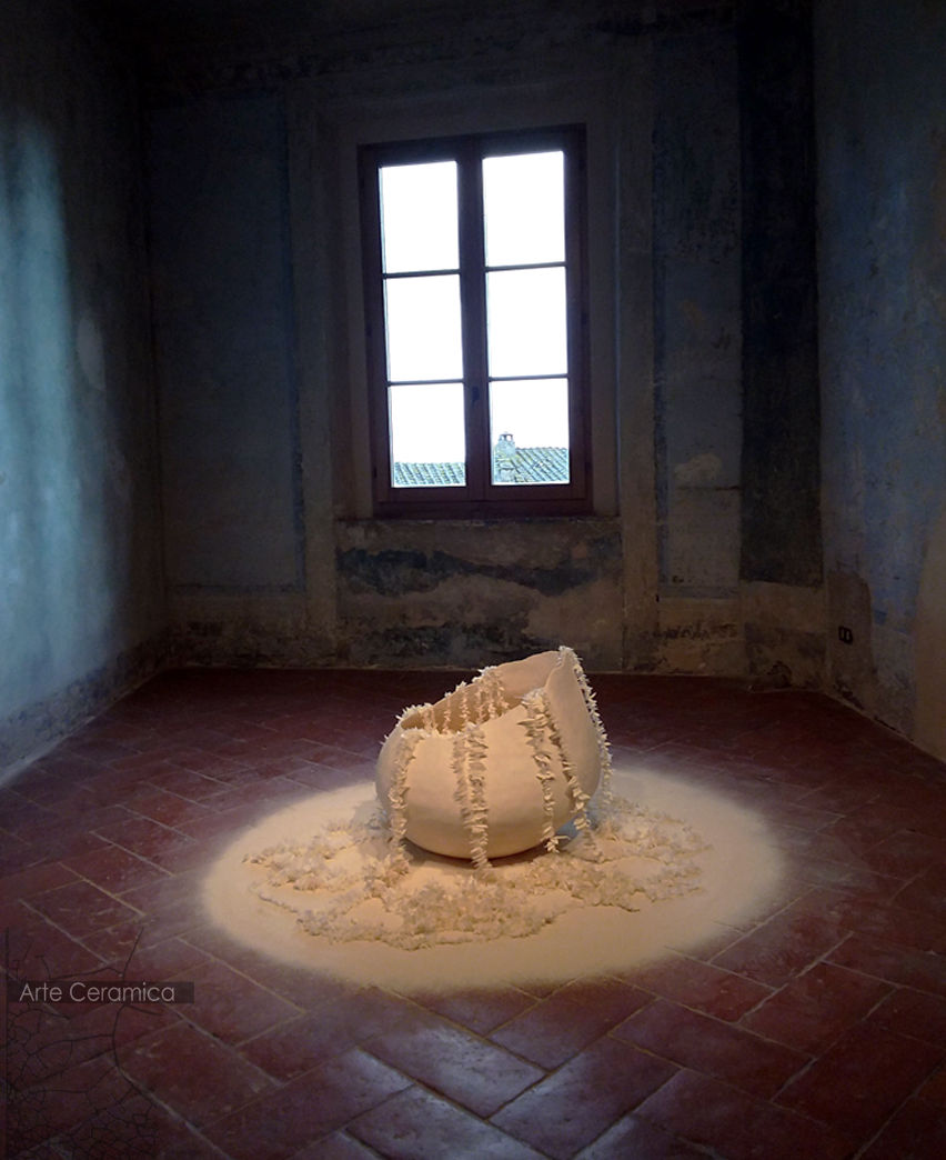 Portfolio | Grande vaso bianco | Maria Cristina Navacchia | Arte Ceramica 
